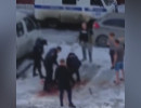  Мужчина с ножом напал на женщину с ребенком в Норильске