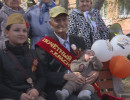  Для ветерана ВОВ из Красноярска устроили праздник во дворе