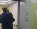  Следователи возбудили дело после срыва лифта с подростком 