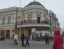  С магазина «Детский мир» в центре начали демонтировать вывеску