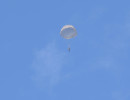  Подростки устроили прыжки с парашютом на Манском аэродроме